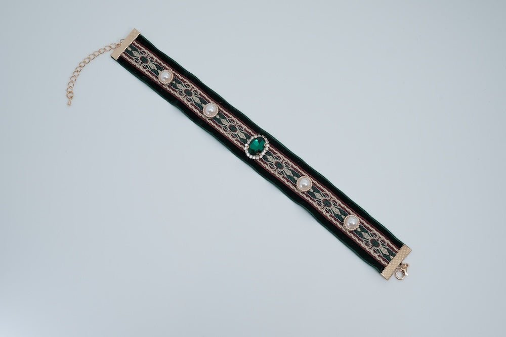 Velvet Emerald Necklace